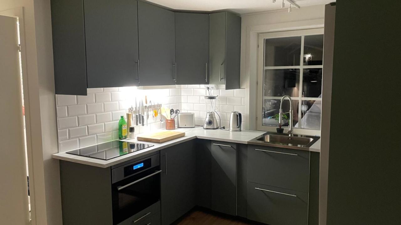 Apartamento Areskutans Laegenhet Med Laddning Foer Bil 22Kw Husa Exterior foto