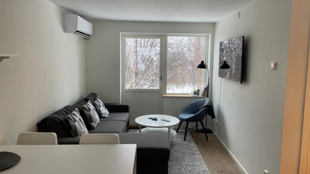 Apartamento Areskutans Laegenhet Med Laddning Foer Bil 22Kw Husa Exterior foto