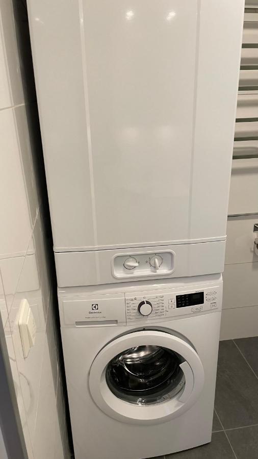 Apartamento Areskutans Laegenhet Med Laddning Foer Bil 22Kw Husa Exterior foto
