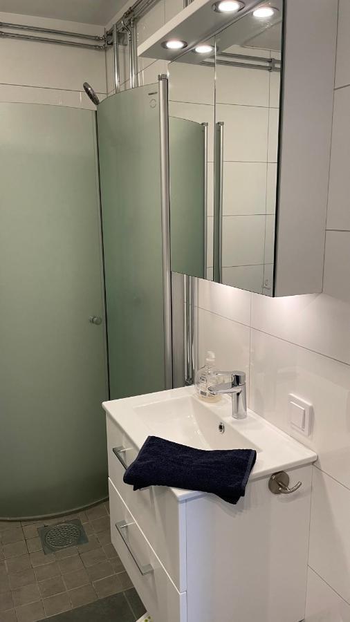 Apartamento Areskutans Laegenhet Med Laddning Foer Bil 22Kw Husa Exterior foto