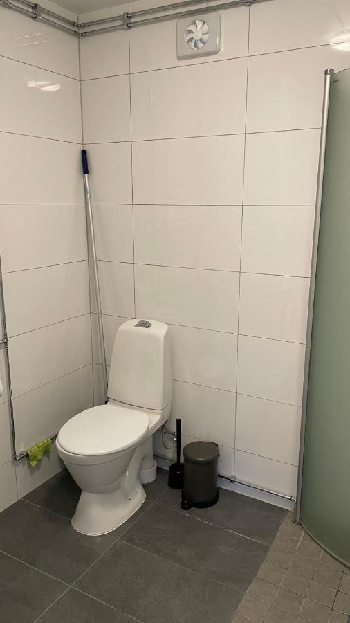 Apartamento Areskutans Laegenhet Med Laddning Foer Bil 22Kw Husa Exterior foto